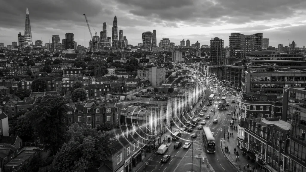 How to Choose Noise Assessment Consultants in London — 7 Things to Check 2 Noise assessment consultants evaluating complex urban London development site